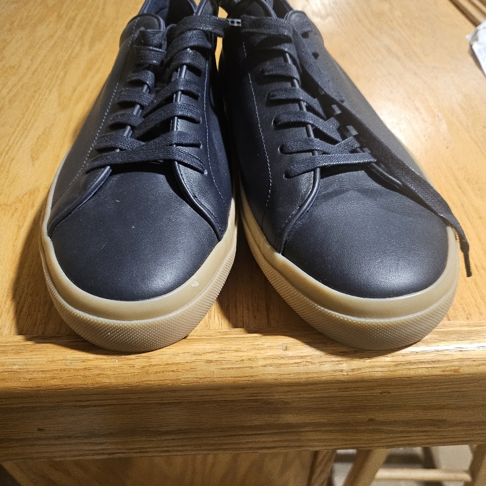 Mens leather shoes